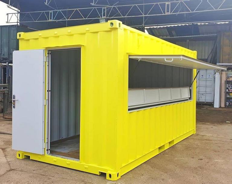 Conteneur maritime 20 pieds modifié en café / bar / snack