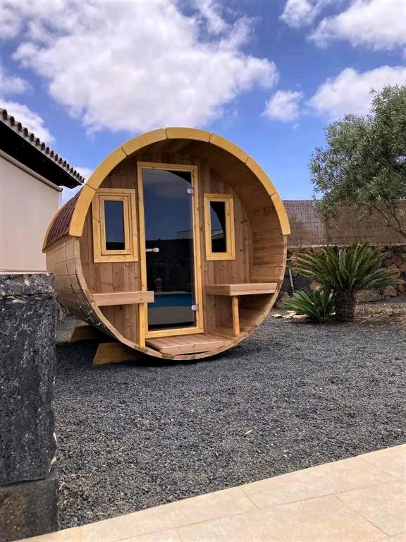 Sauna d'Extérieur Barrel 235 (Poêle en bois)